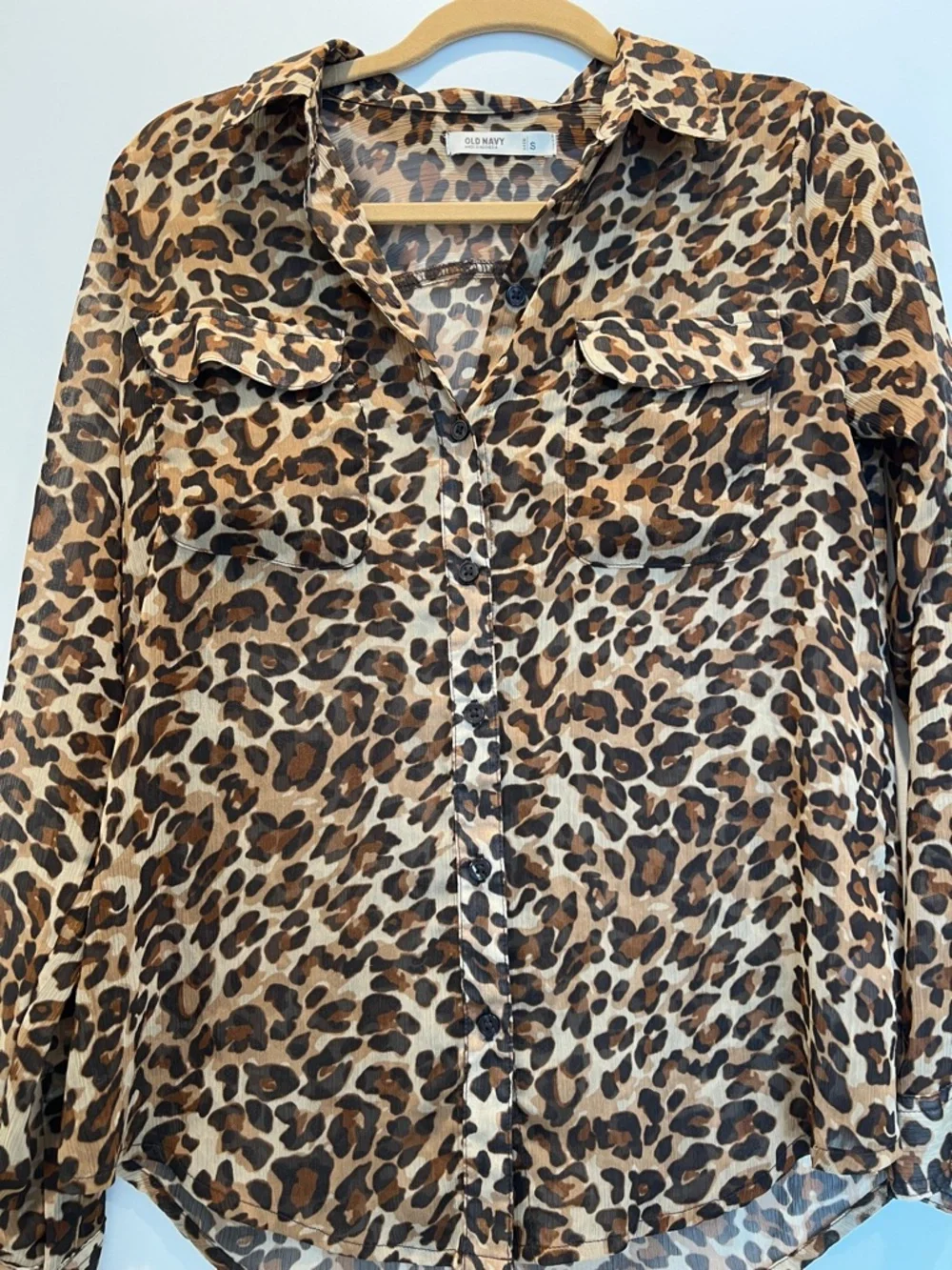 Old Navy Leopard Print Button-Front Sheer Blouse - Picture 3 of 4
